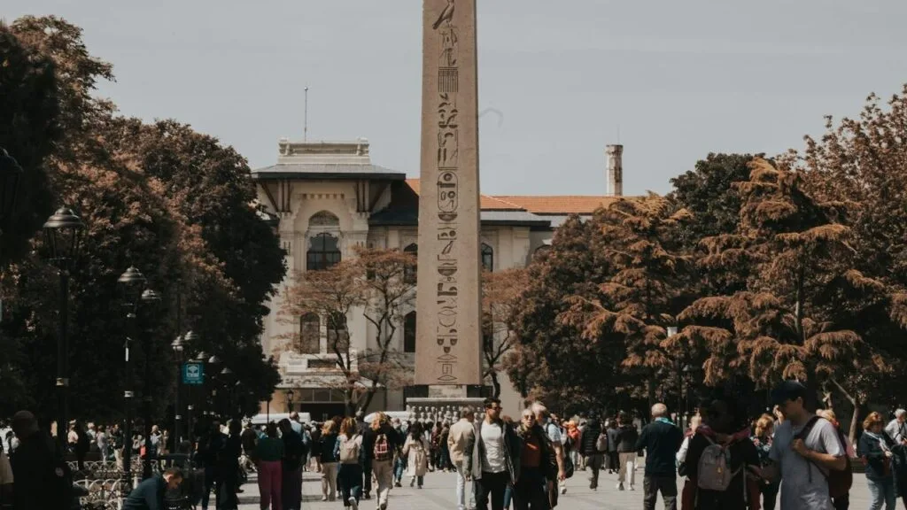 Blue Mosque Istanbul 2025 - Tickets, Guided Tours, Entrance Fee, Dress Code Hippodrome of Constantinople