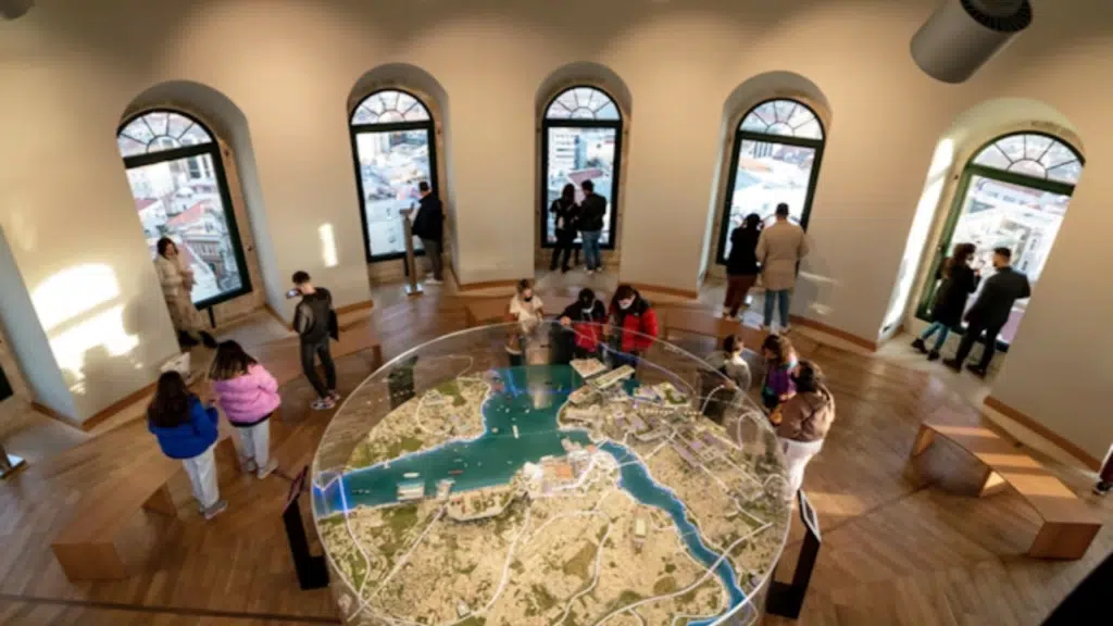 Buy Galata Tower Istanbul Tickets - Entrance Fee & FAQs httpsmuseumpass.istanbulshopping centers in istanbul 36