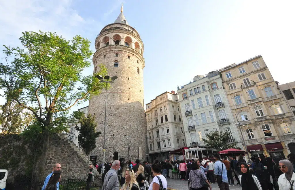 Buy Galata Tower Istanbul Tickets - Entrance Fee & FAQs image 1