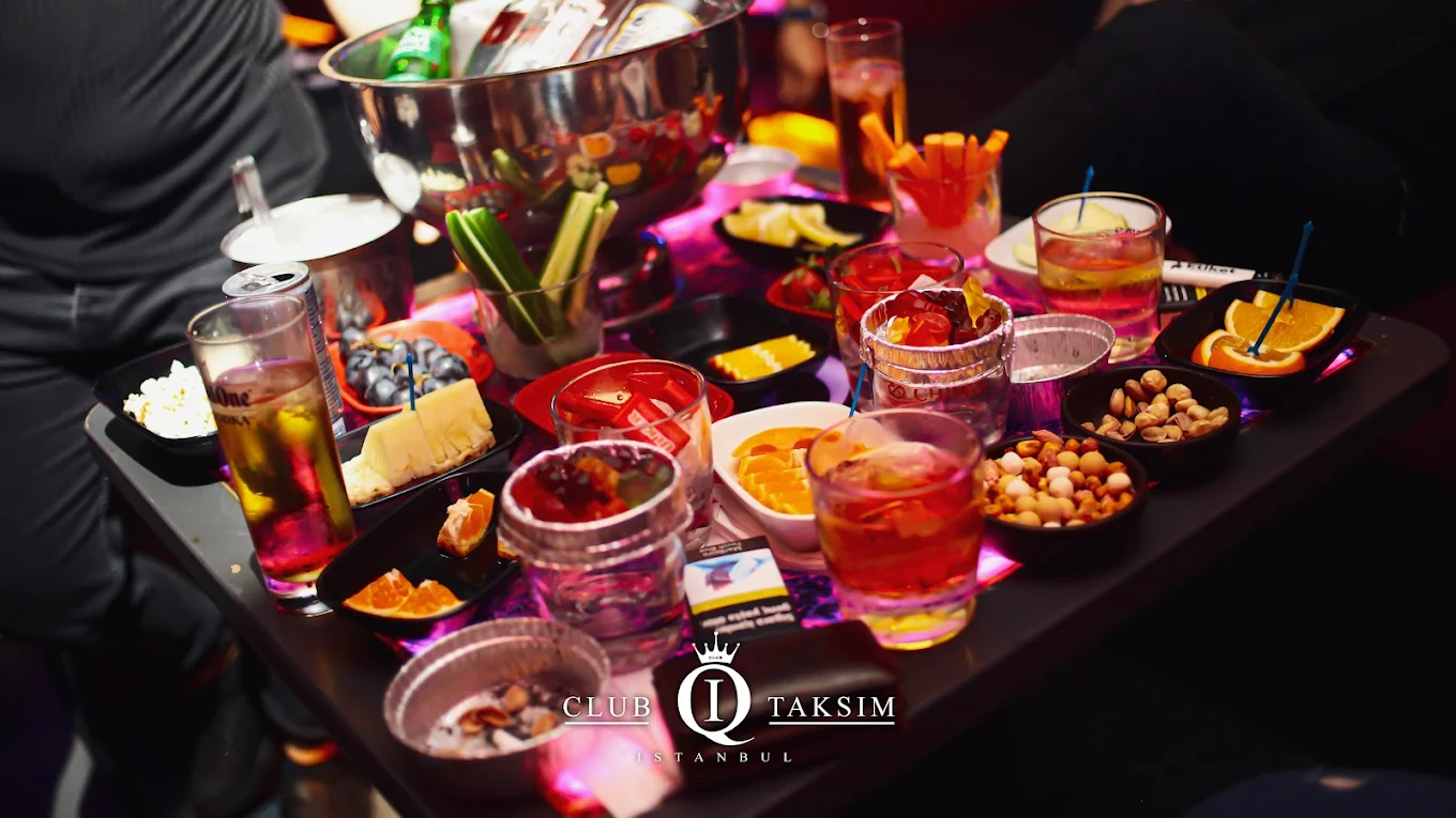 Best Nightclubs in Istanbul 🕺🎶 image 65 edited