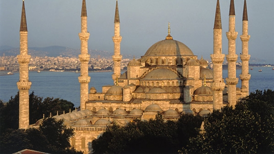 Suleymaniye Mosque: History, Architecture, and Tips Suleymaniye Mosque