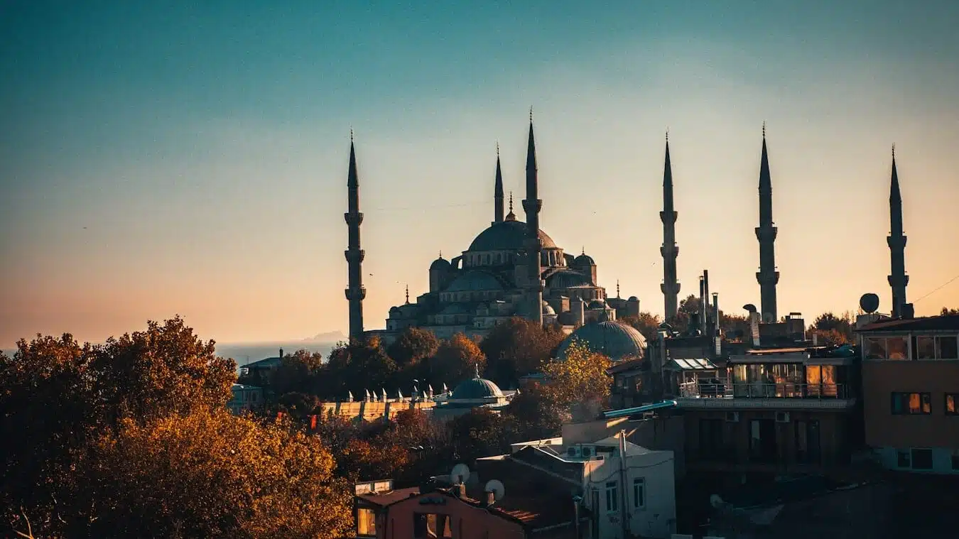 15 Things You Didn't Know About Hagia Sophia white and black concrete building during daytime