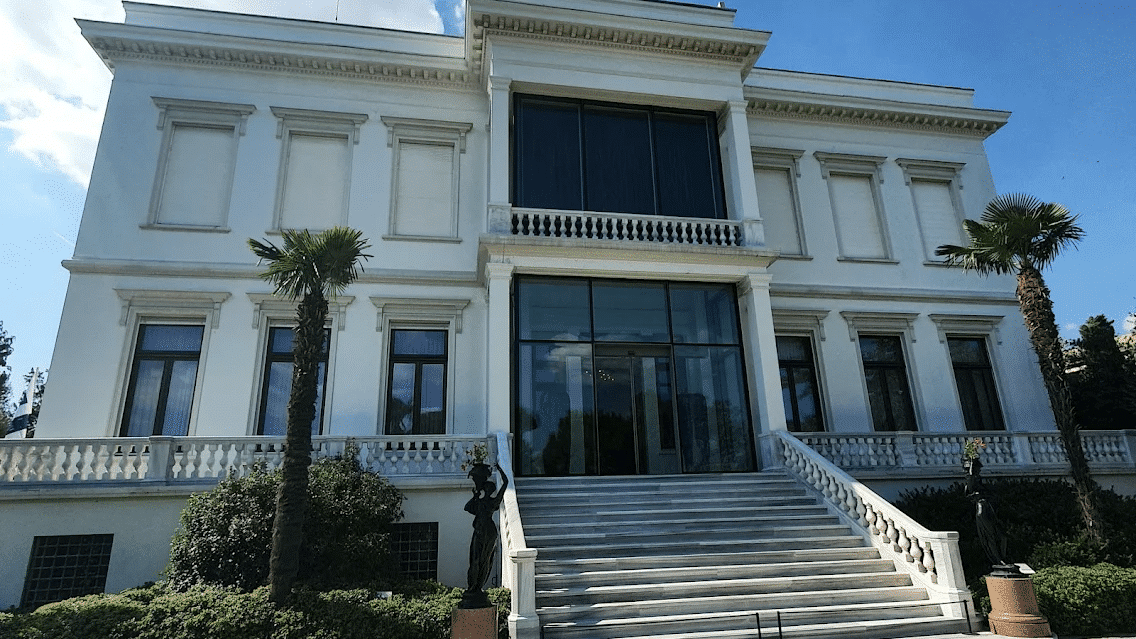 Konschtgalerien zu Istanbul enthüllt: Wat een do erliewe kann Sakip Sabanci Musée