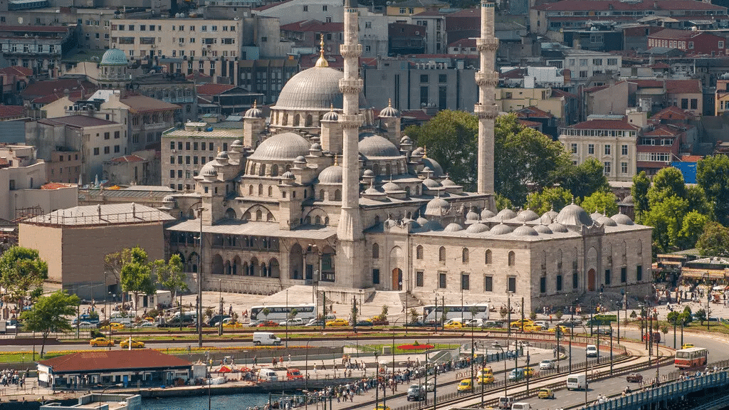 New Mosque Istanbul: Complete Guide for Tourists New Mosque