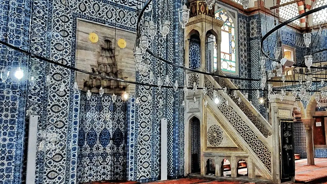 Rustem Pasha Mosque interior