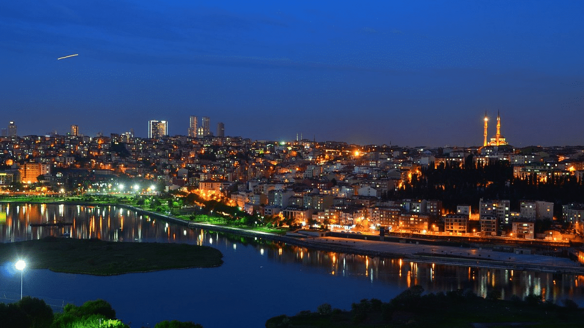 Pierre Loti Hill: Your Gateway to Istanbul's Best Views Pierre Loti Hill