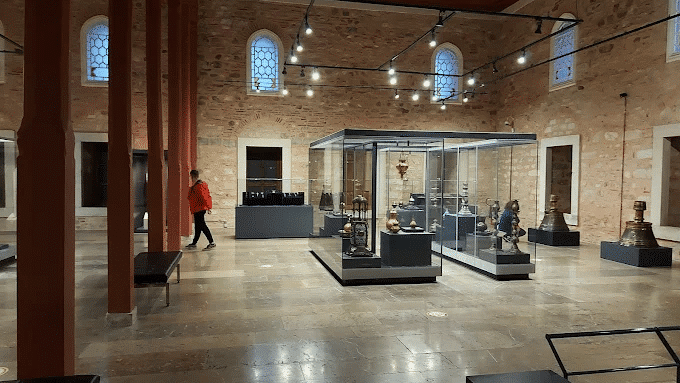 Mufananidzo wemukati meTurkey uye Islamic Arts Museum.