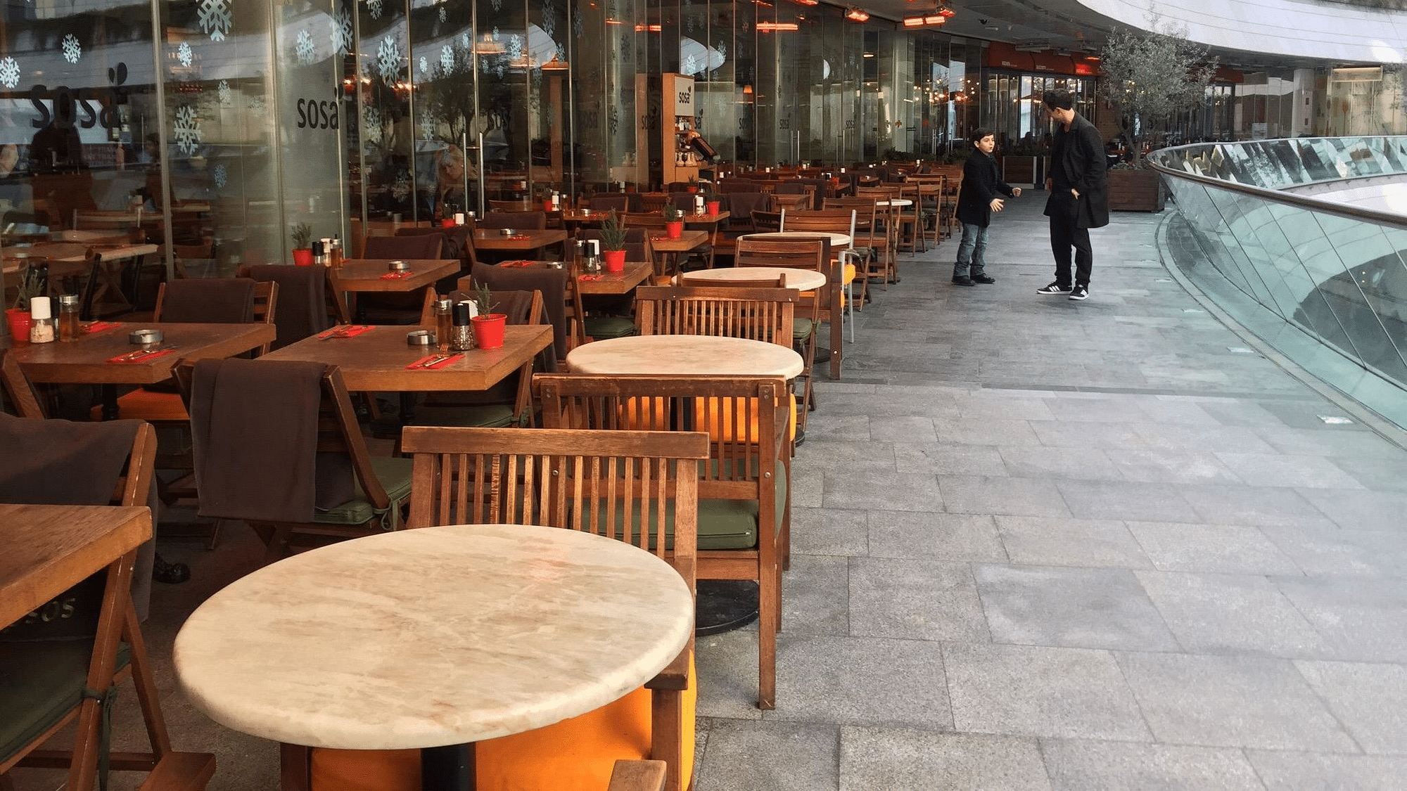 Restaurants in Kanyon Mall.