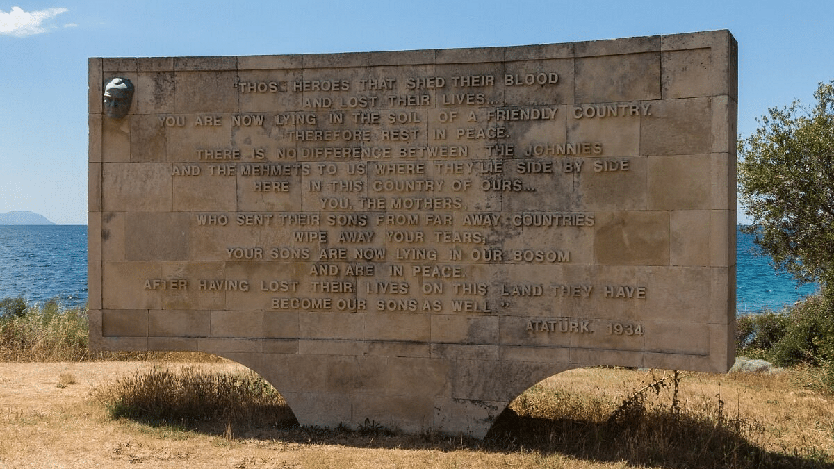 Ariburnu Martyrs 'Makuva