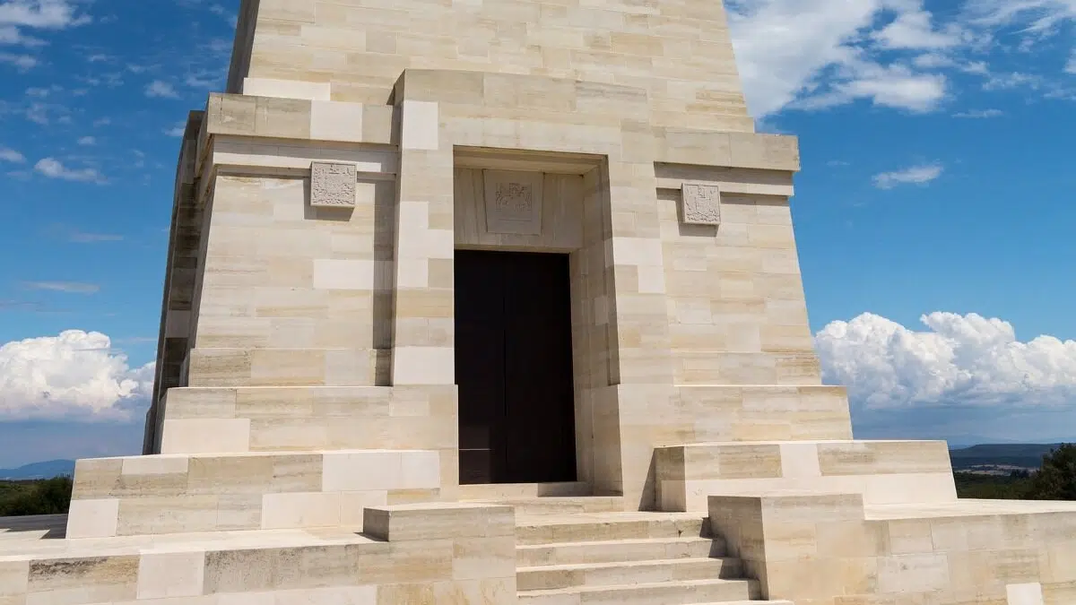 From the Dardanelles War to ANZAC Cove: The Full Story of Gallipoli image 2 20250813 071649 edited
