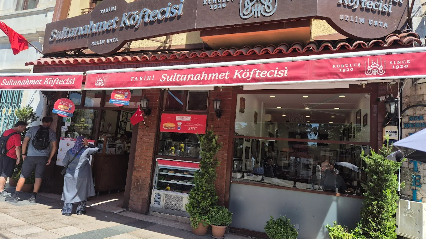 Best Restaurants in Sultanahmet: A 2025 Guide for Tourists image 2 edited