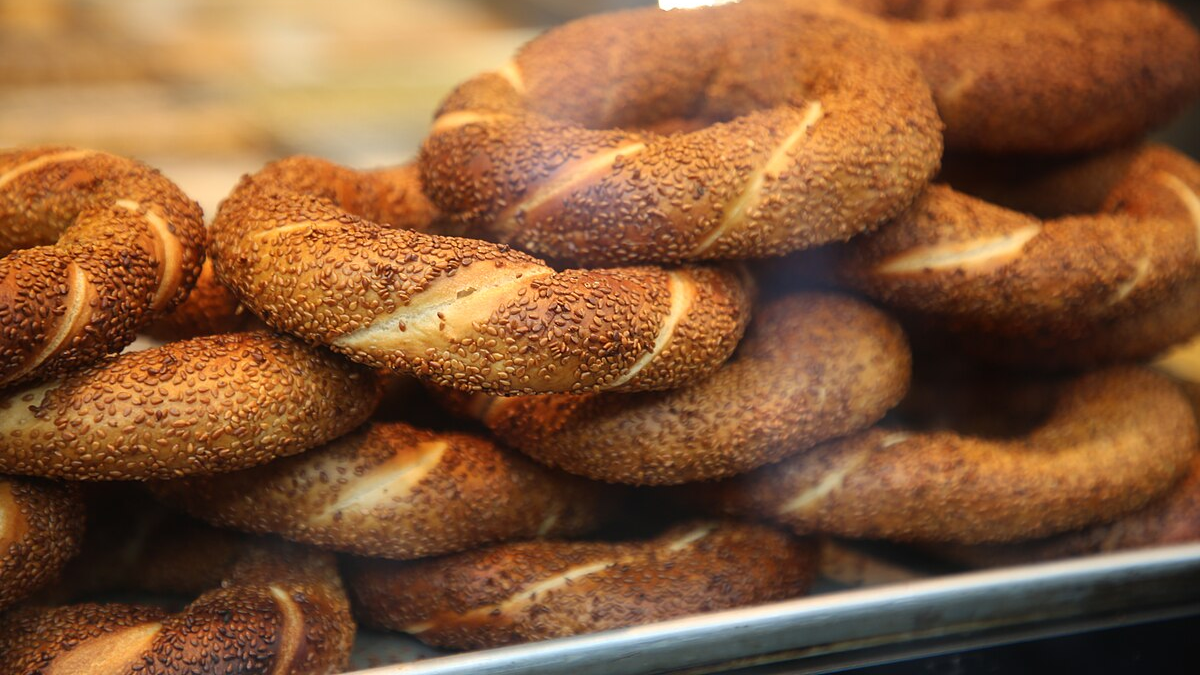 🍢 Ultimate Guide to Best Street Food in Taksim Square image 20250906 200635 edited