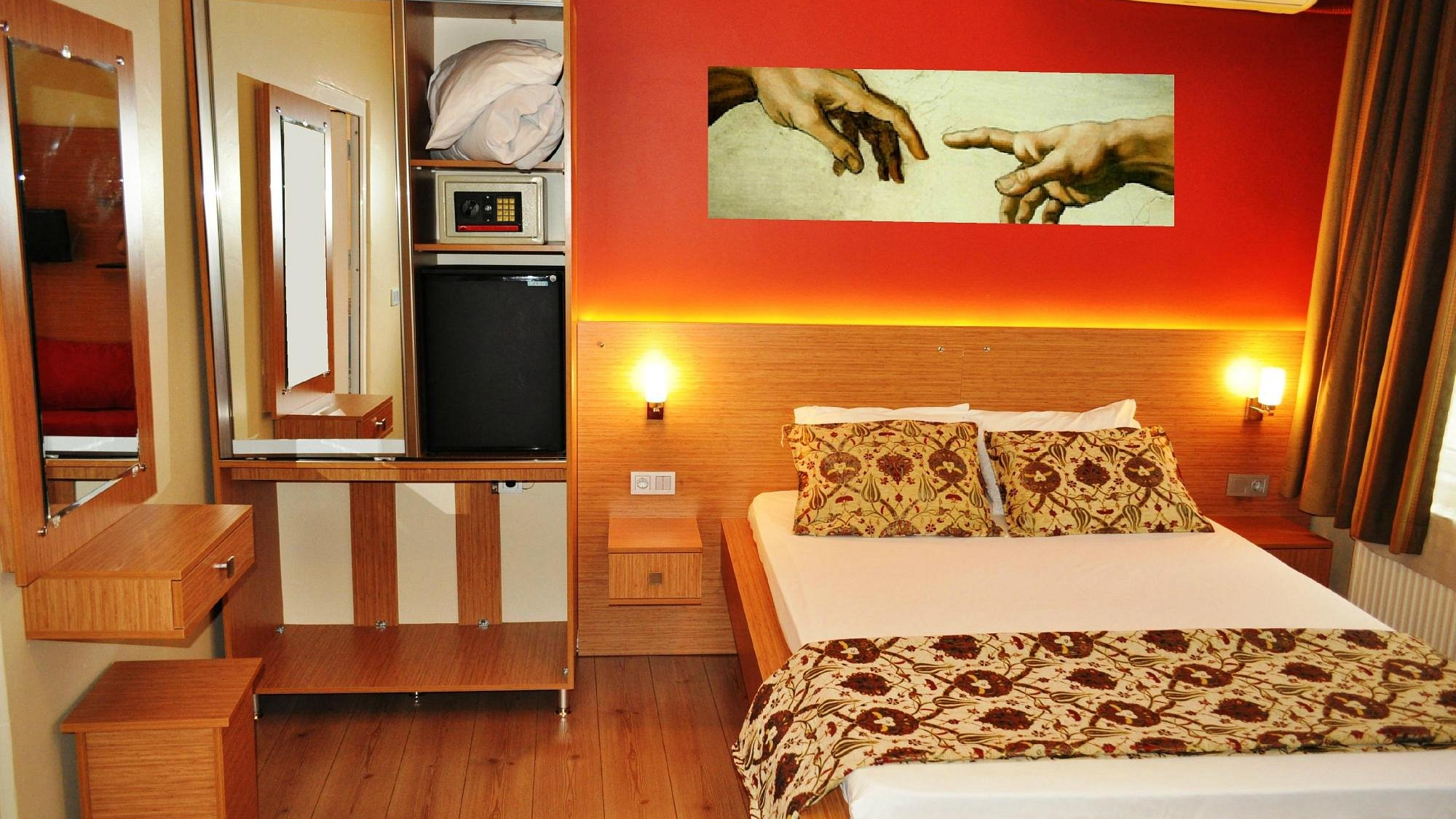 Best Hotels Near Hagia Sophia, Istanbul image 20250912 072429 edited 1