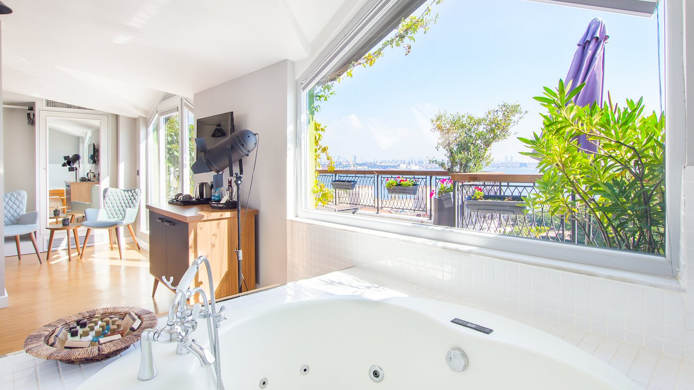 Best Hotels Near Hagia Sophia, Istanbul image 20250912 072734 edited