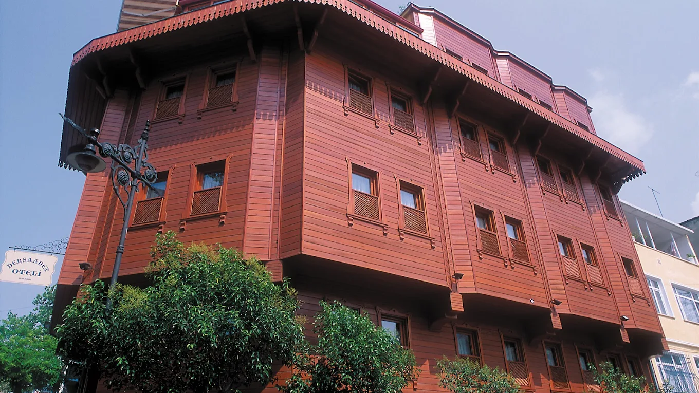 Best Budget Hotels in Sultanahmet (Under $70) — Extended Guide for Tourists image 20250912 110427 edited